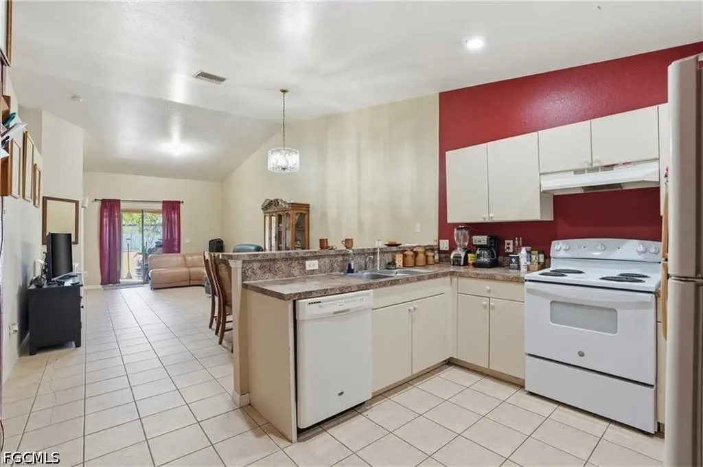 4741/4743 27th Street SW Lehigh Acres FL 33973