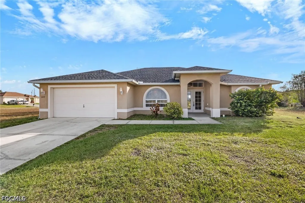 2227 NW 3rd Place Cape Coral FL 33993
