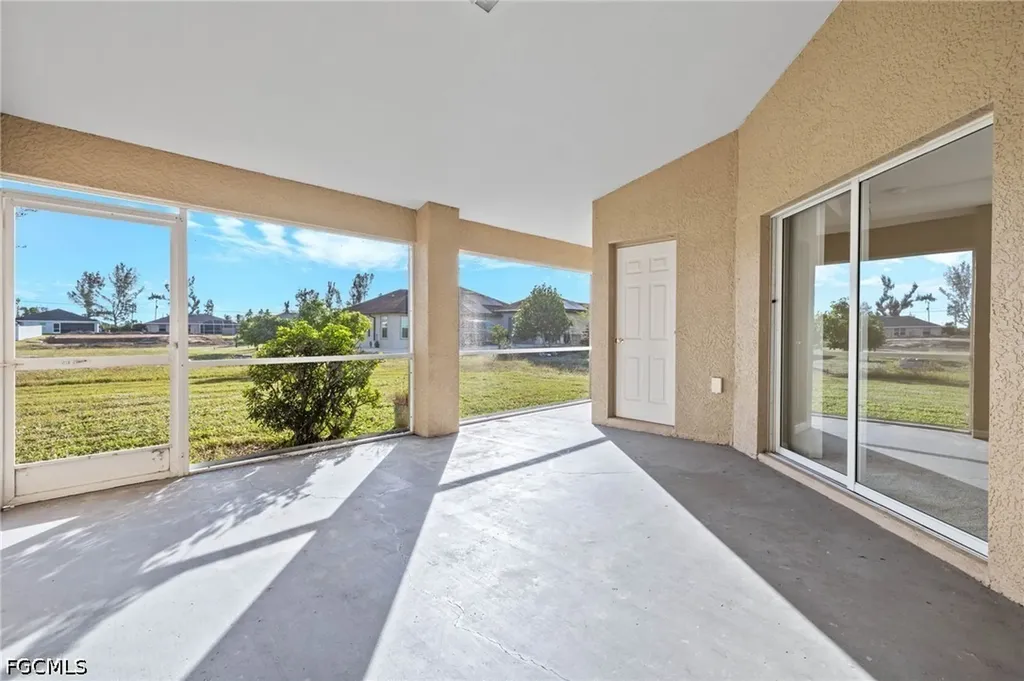2227 NW 3rd Place Cape Coral FL 33993