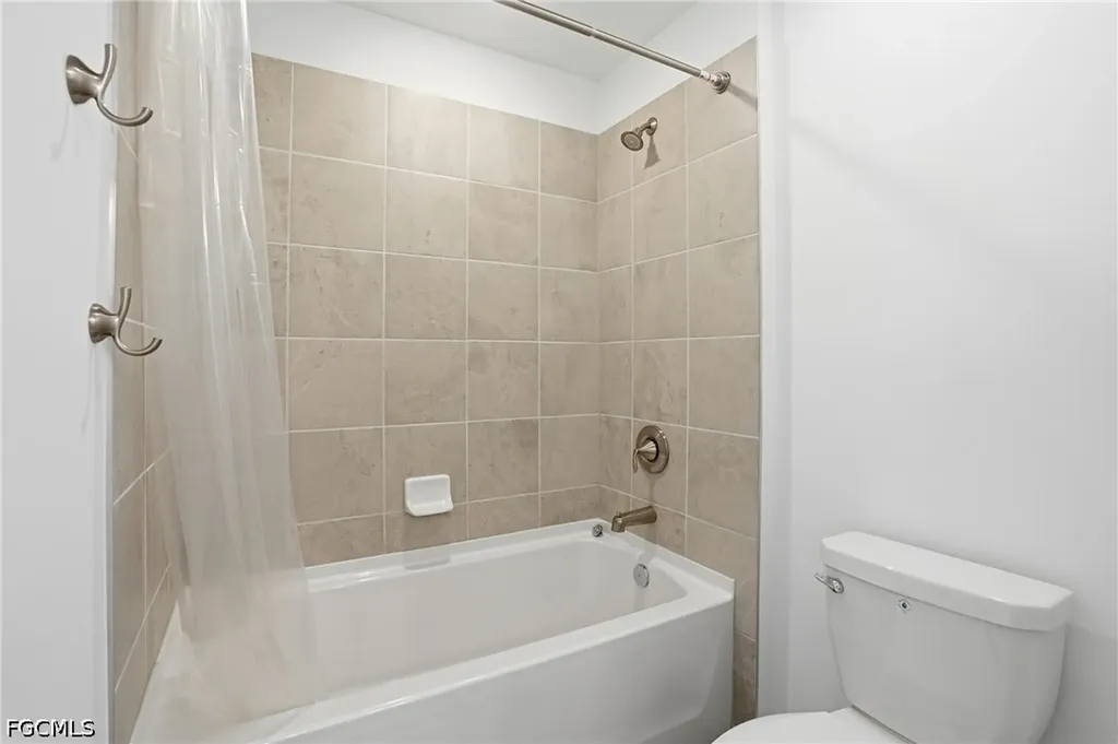 18707 Ivywood Place Estero FL 33928