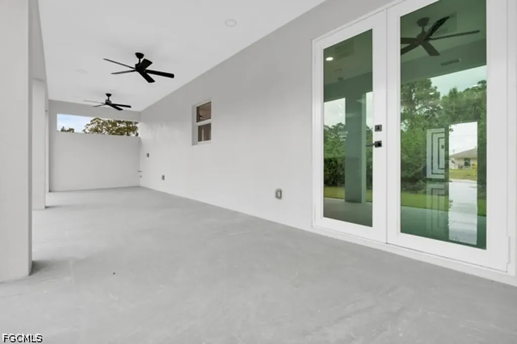 3005 52nd Street W Lehigh Acres FL 33971