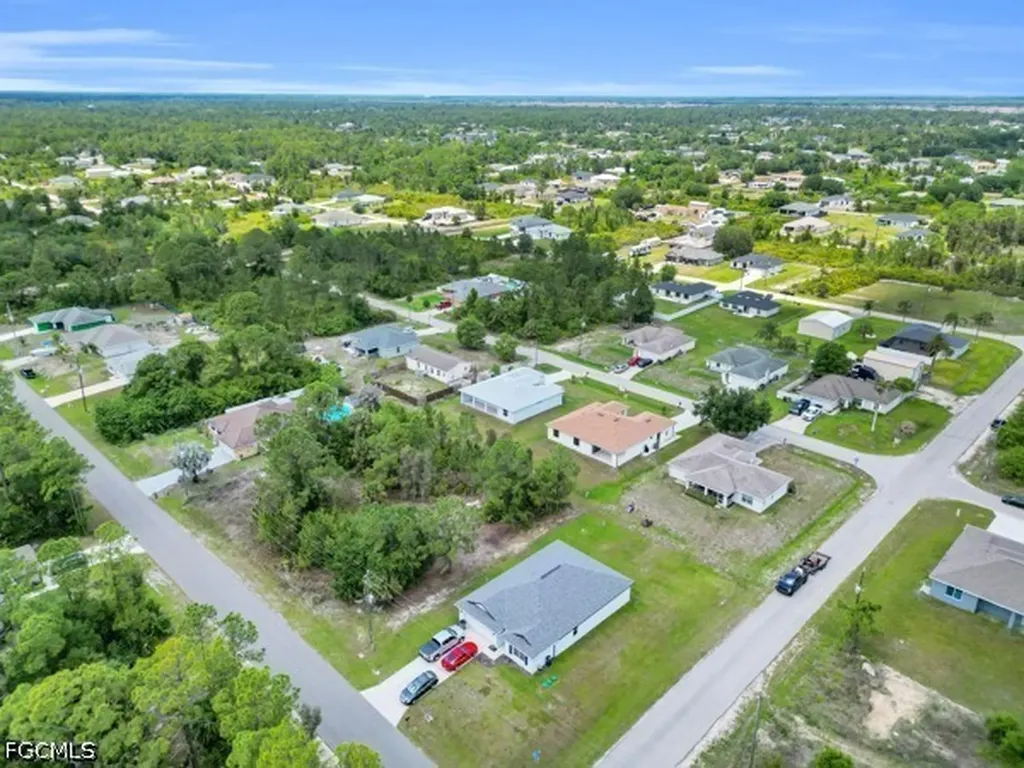 3005 52nd Street W Lehigh Acres FL 33971