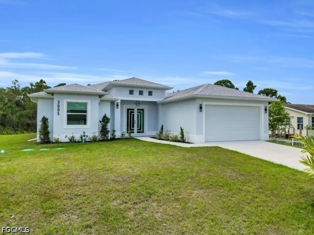 3005 52nd Street W Lehigh Acres FL 33971