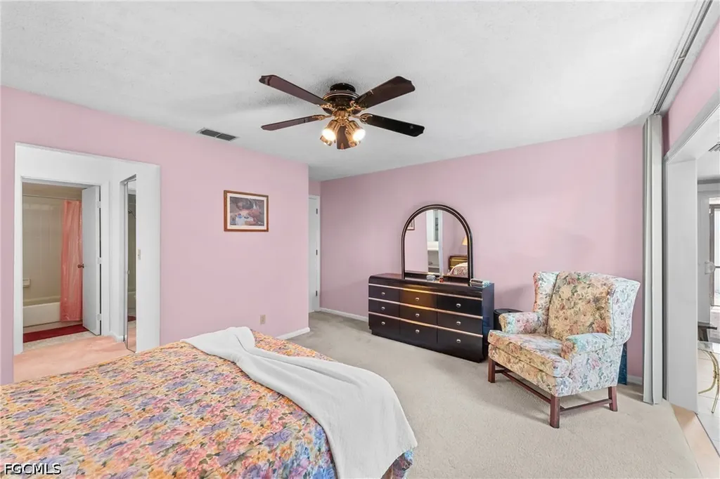9712 Maplecrest Circle Lehigh Acres FL 33936