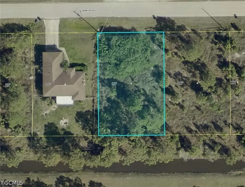 758 Almelia Street E Lehigh Acres FL 33974