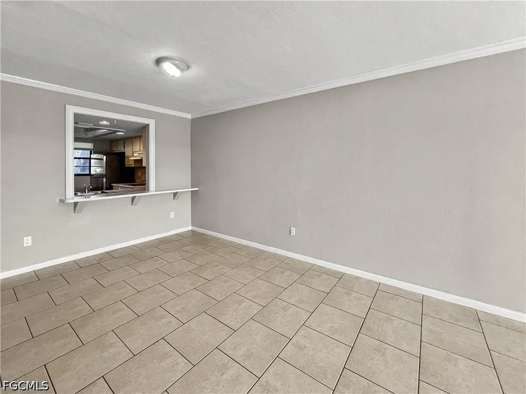 4530 SW 10th Avenue Cape Coral FL 33914