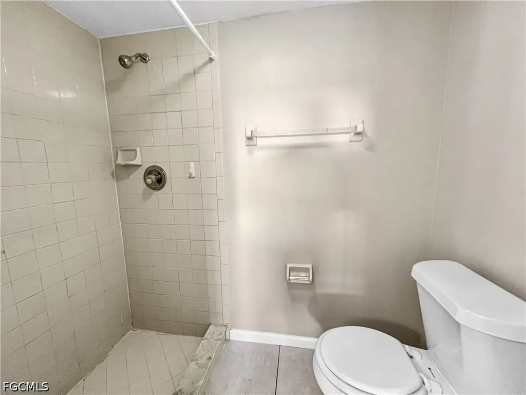 4530 SW 10th Avenue Cape Coral FL 33914