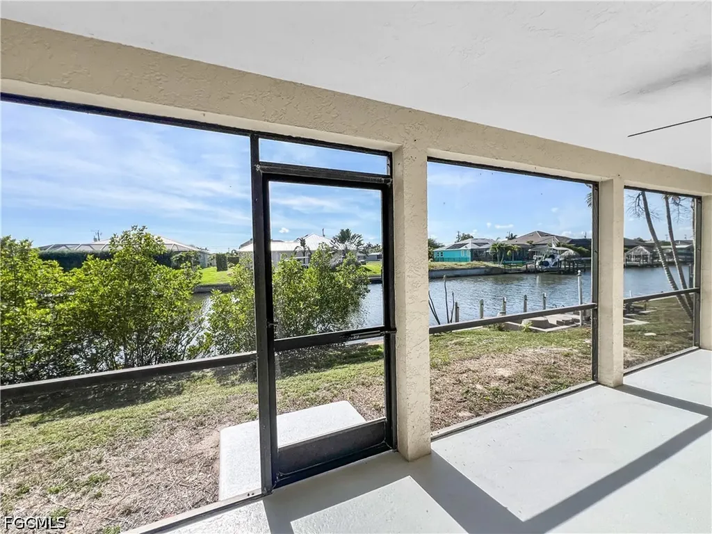4530 SW 10th Avenue Cape Coral FL 33914