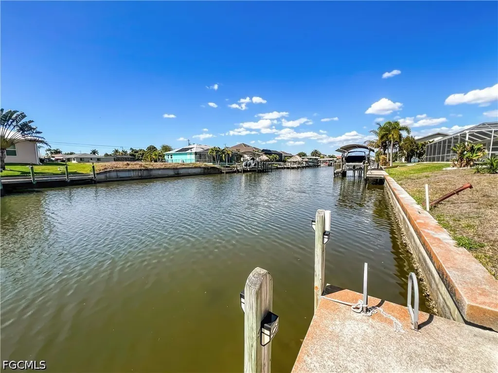 4530 SW 10th Avenue Cape Coral FL 33914