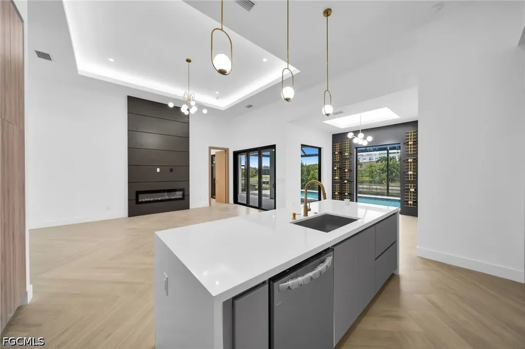 2320 SW 20th Avenue Cape Coral FL 33991