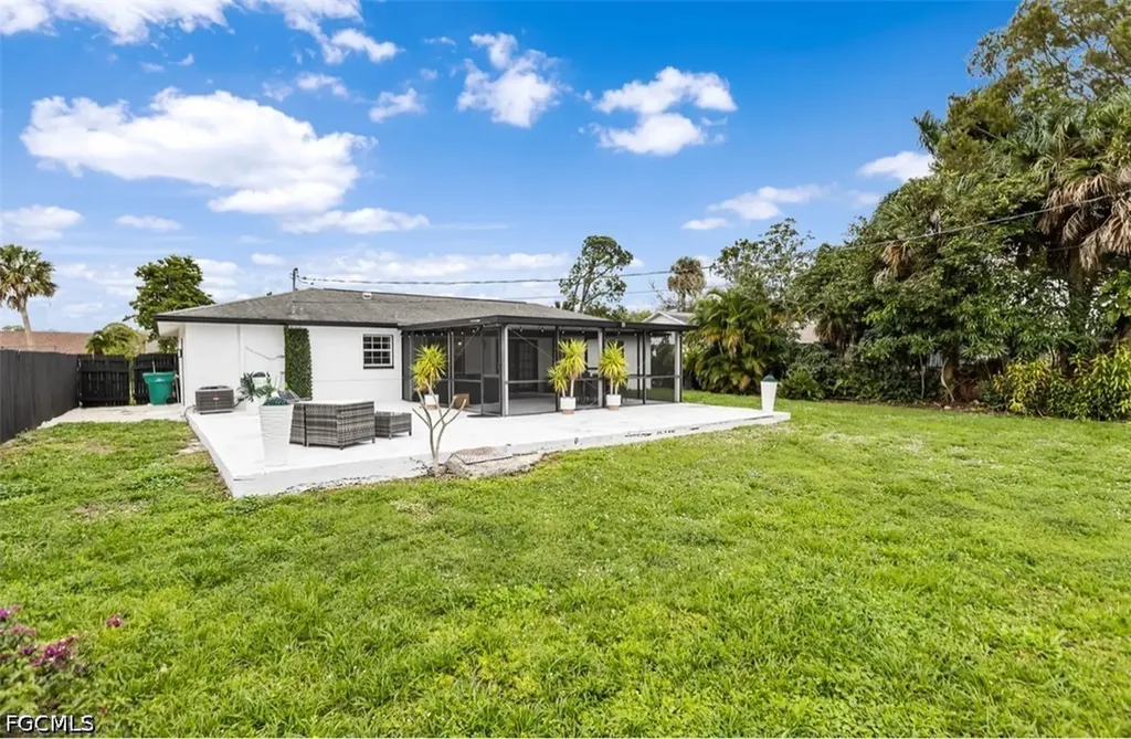 3950 Mohawk Place Naples FL 34112