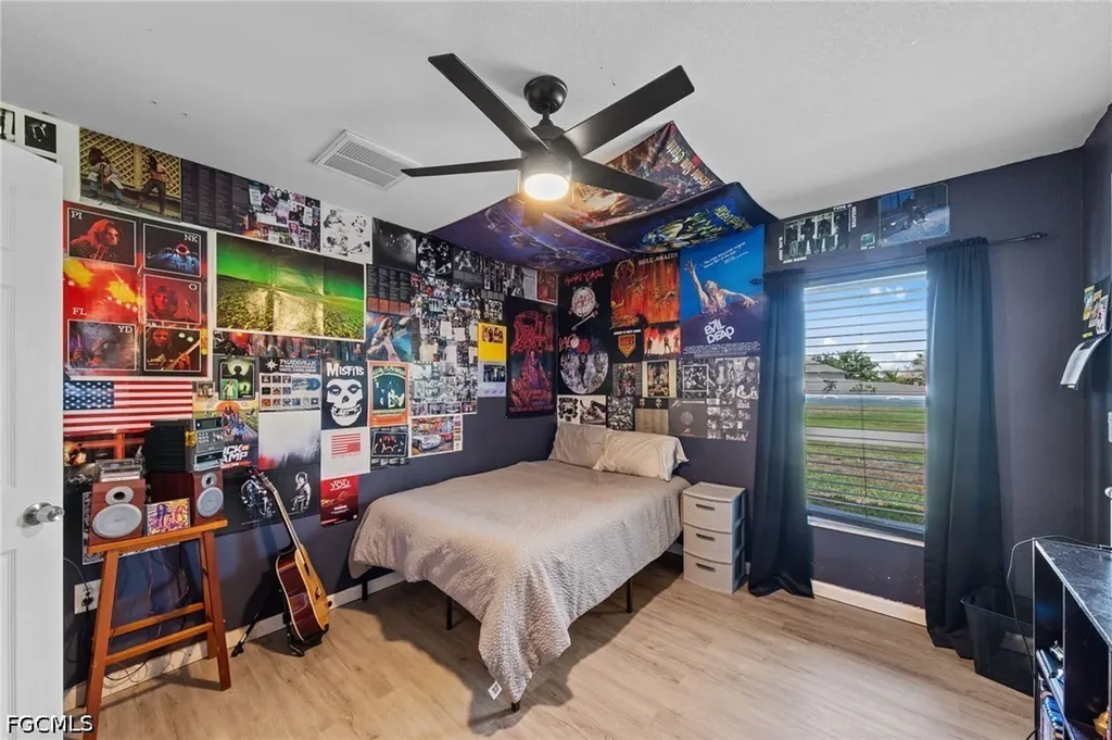 23 NW 29th Avenue Cape Coral FL 33993
