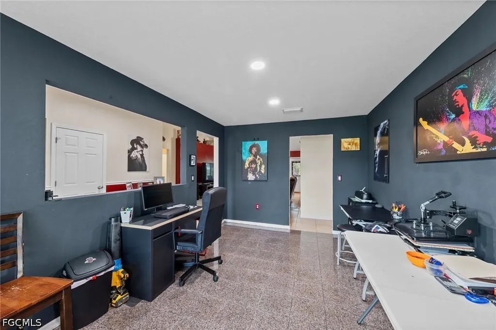 23 NW 29th Avenue Cape Coral FL 33993