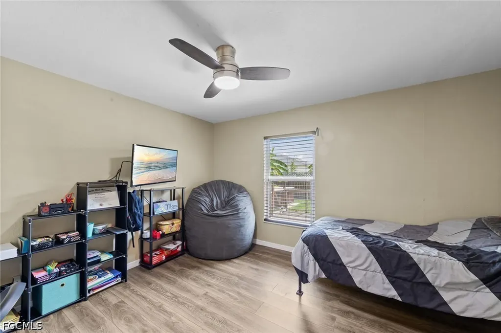 23 NW 29th Avenue Cape Coral FL 33993