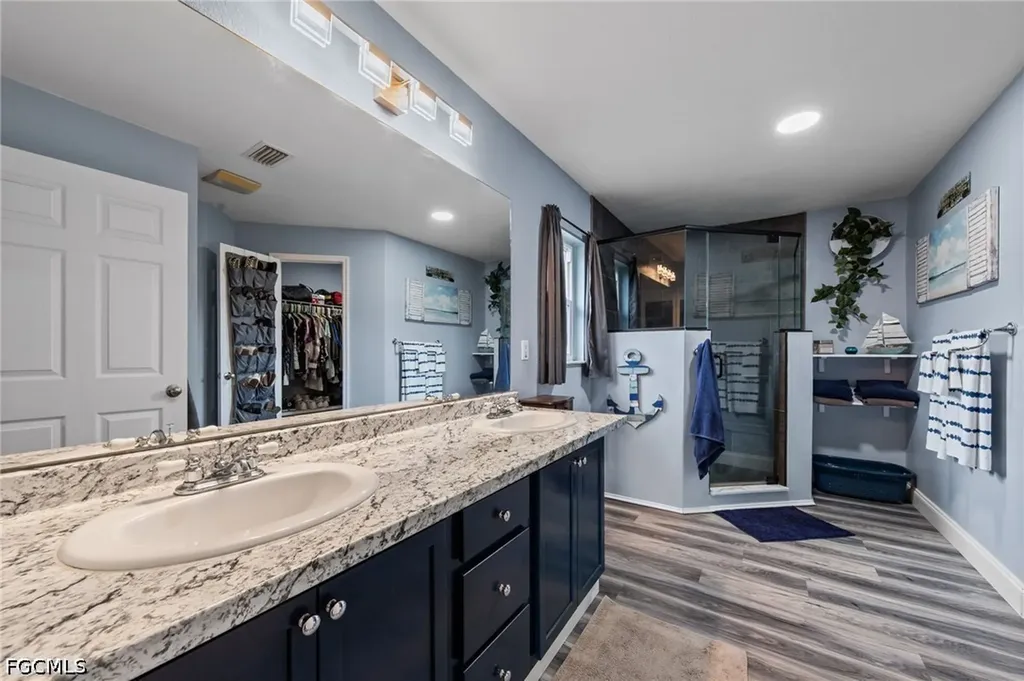23 NW 29th Avenue Cape Coral FL 33993