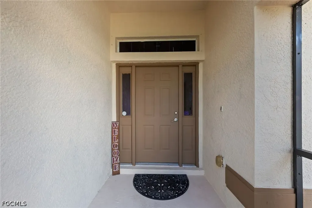 23 NW 29th Avenue Cape Coral FL 33993