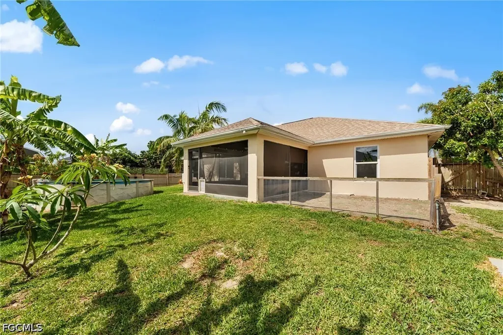 23 NW 29th Avenue Cape Coral FL 33993