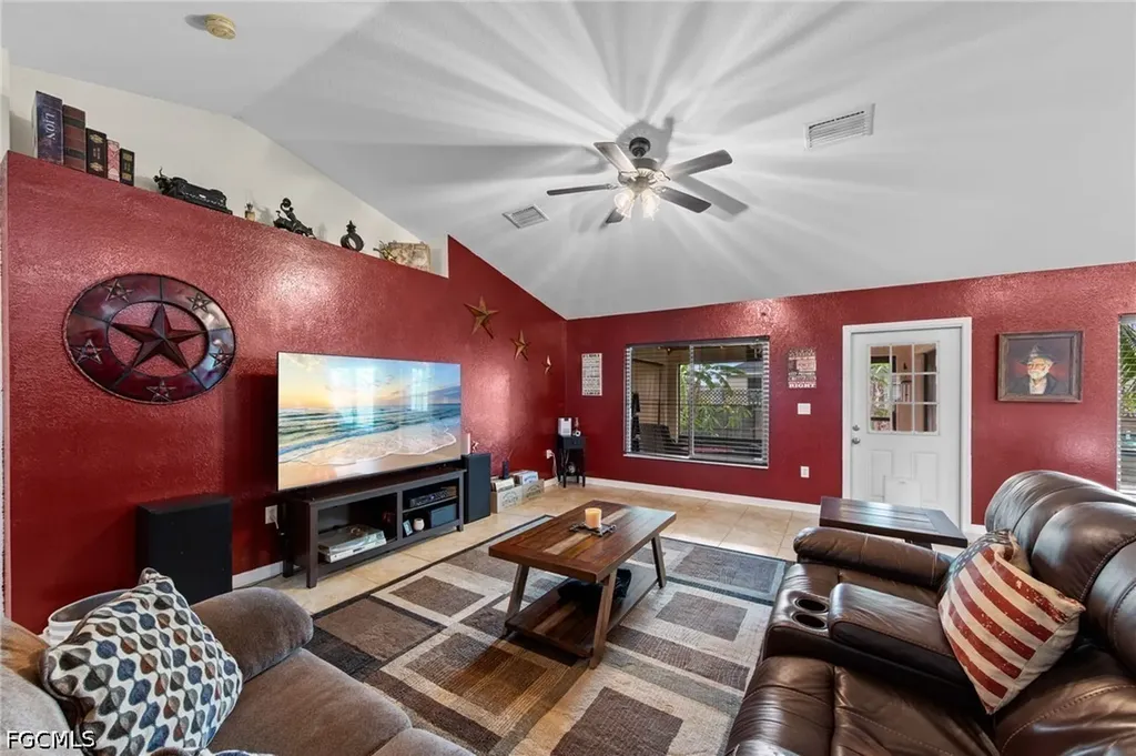 23 NW 29th Avenue Cape Coral FL 33993