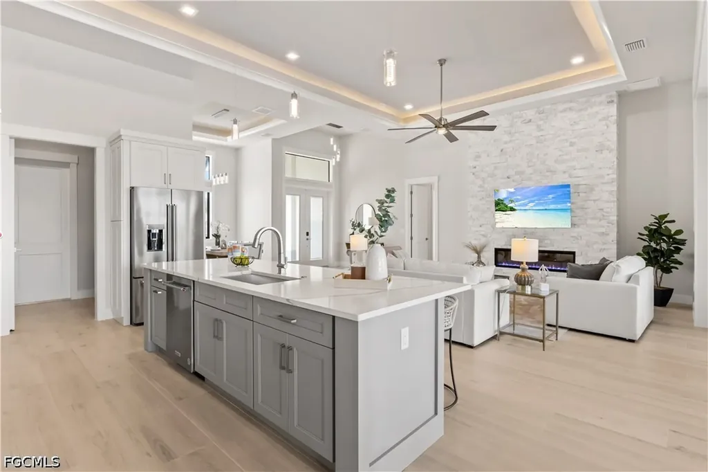 1512 NW 42nd Avenue Cape Coral FL 33993