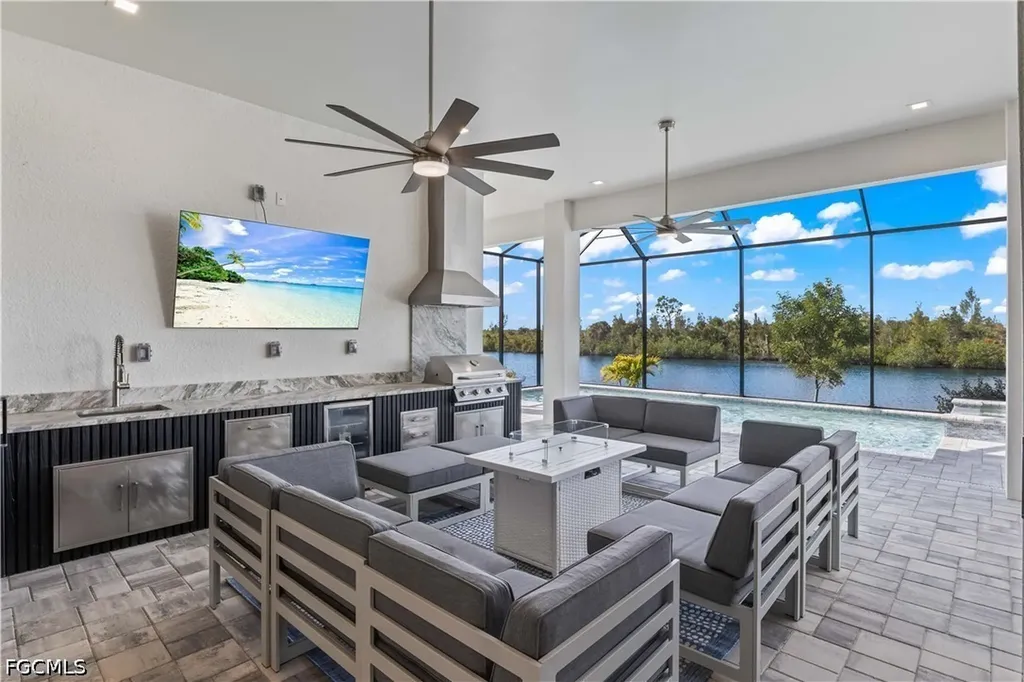 1512 NW 42nd Avenue Cape Coral FL 33993