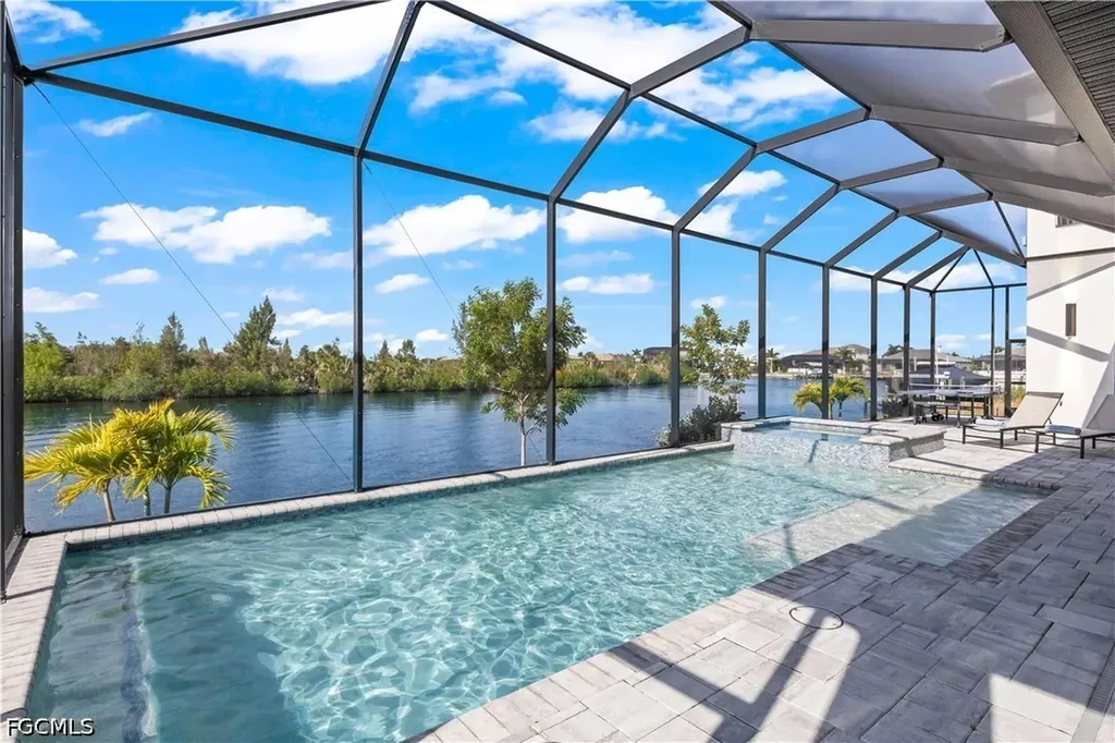 1512 NW 42nd Avenue Cape Coral FL 33993
