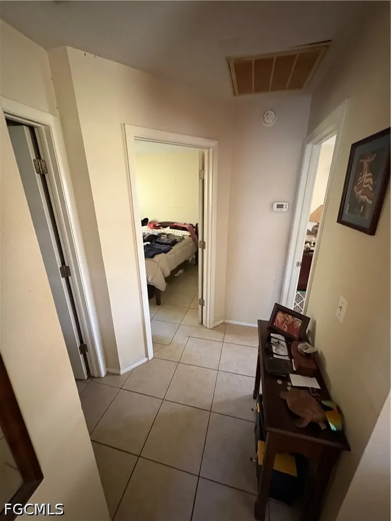 19184/19188 Miami Boulevard Fort Myers FL 33967