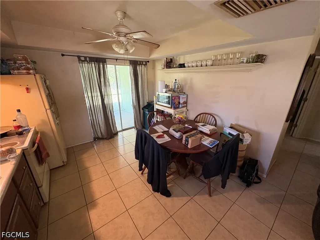 19184/19188 Miami Boulevard Fort Myers FL 33967