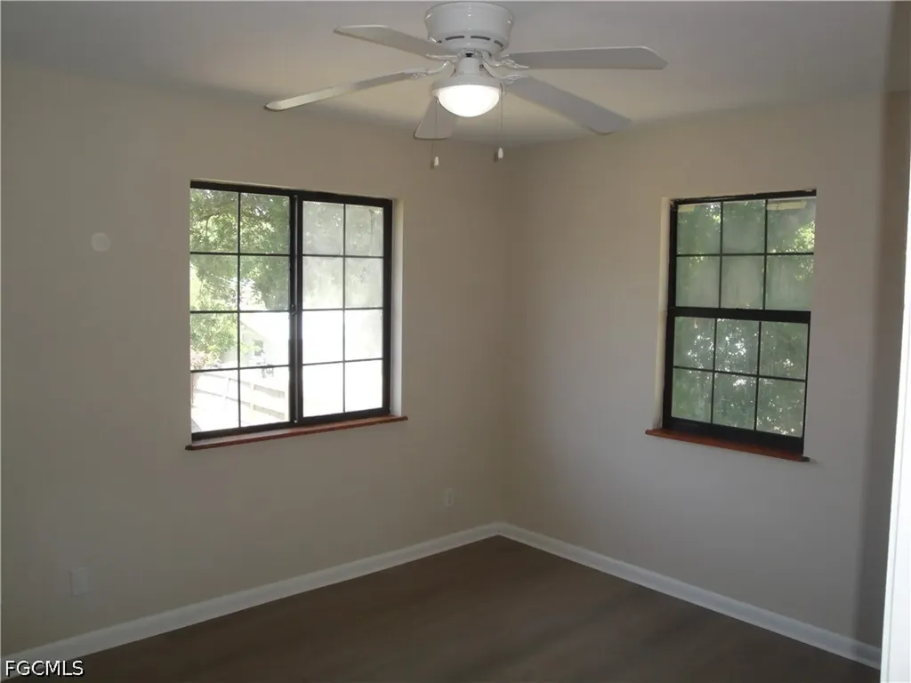 279 Hubbard Avenue North Fort Myers FL 33917