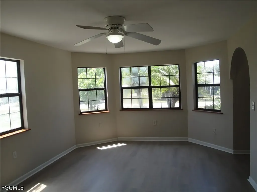 279 Hubbard Avenue North Fort Myers FL 33917