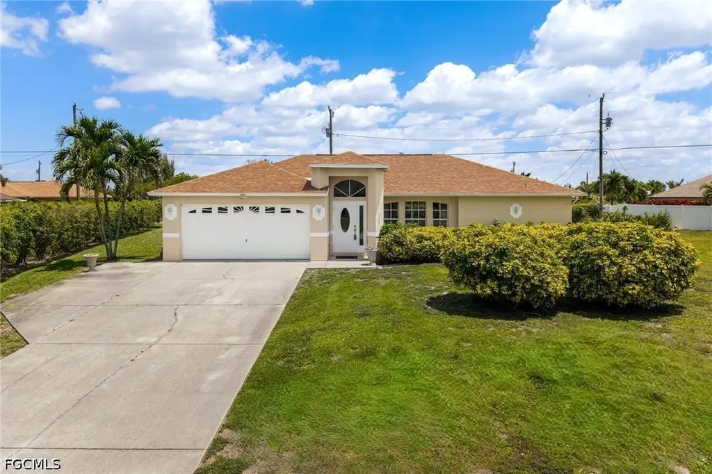 1127 SW 29th Street Cape Coral FL 33914