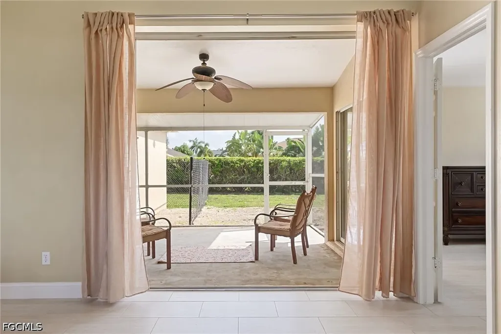 1127 SW 29th Street Cape Coral FL 33914