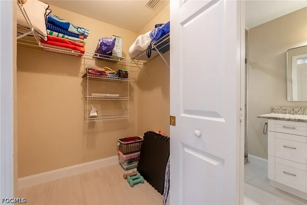1127 SW 29th Street Cape Coral FL 33914