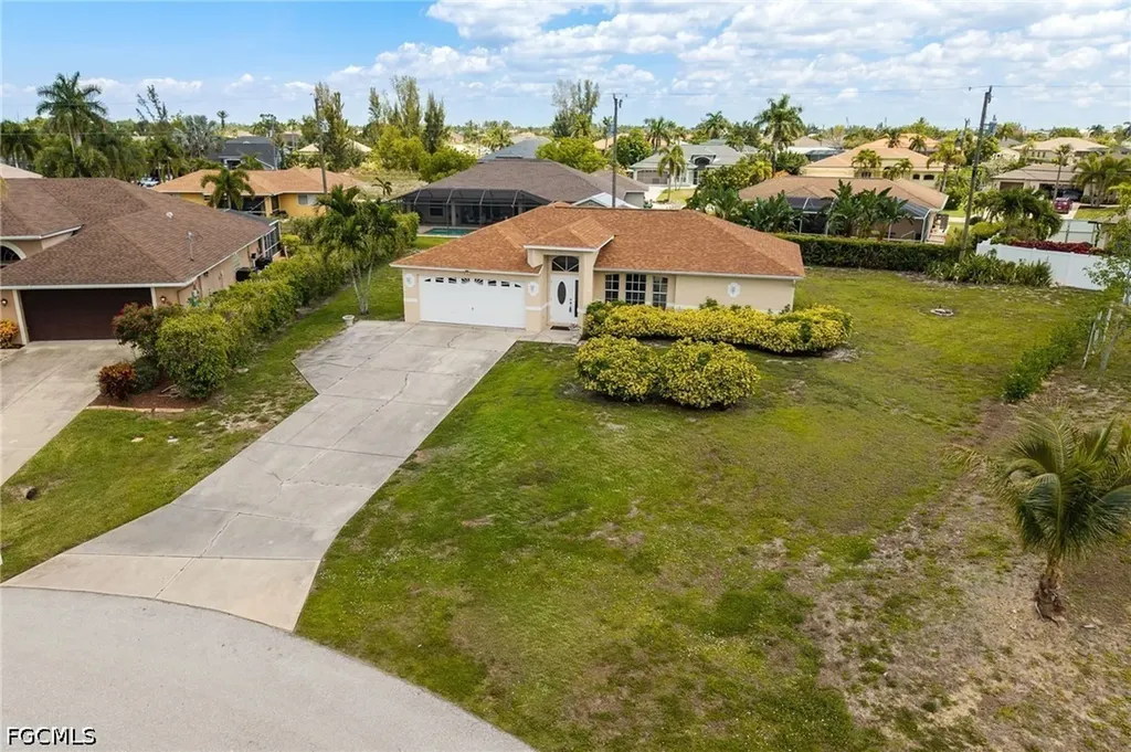 1127 SW 29th Street Cape Coral FL 33914