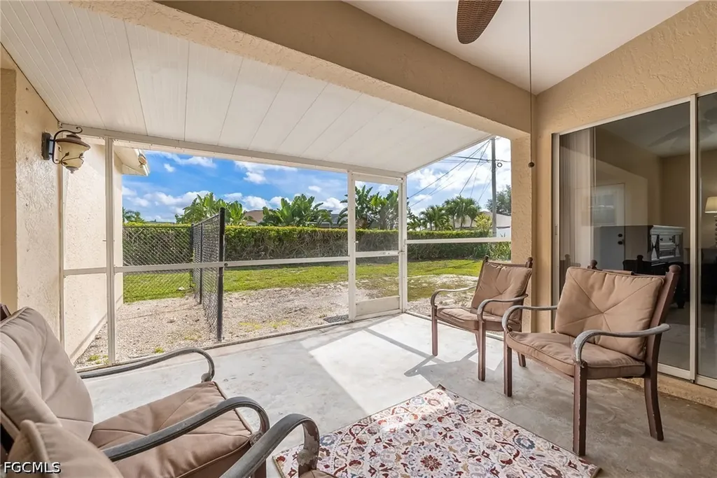 1127 SW 29th Street Cape Coral FL 33914