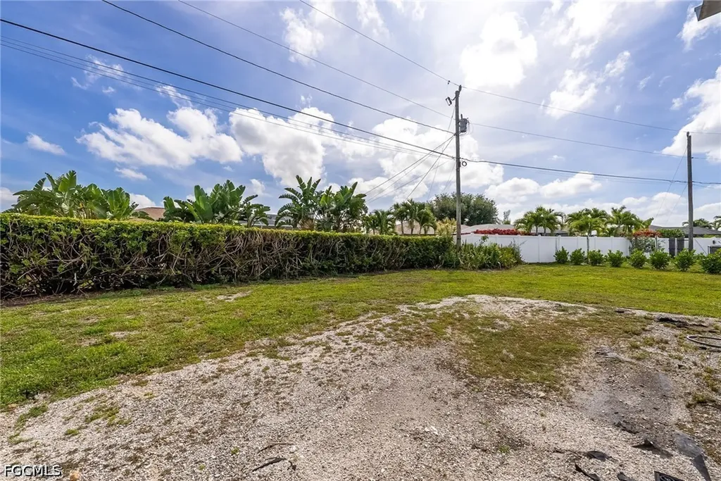 1127 SW 29th Street Cape Coral FL 33914