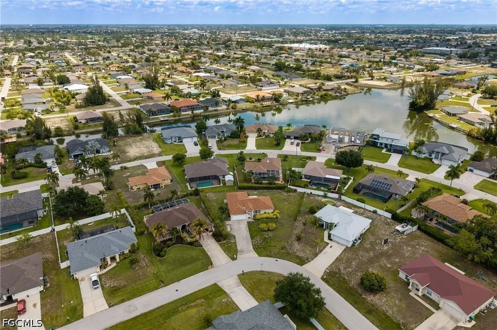 1127 SW 29th Street Cape Coral FL 33914