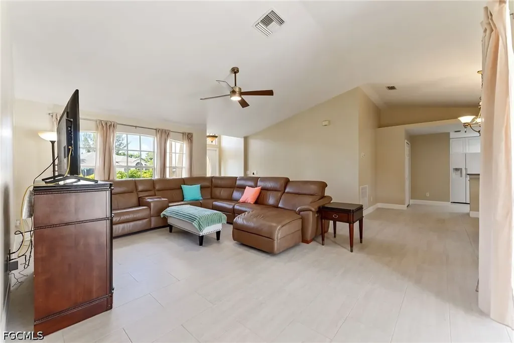 1127 SW 29th Street Cape Coral FL 33914