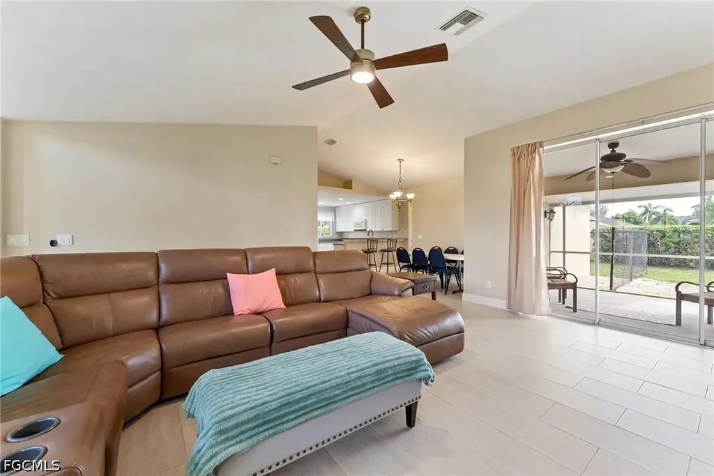 1127 SW 29th Street Cape Coral FL 33914