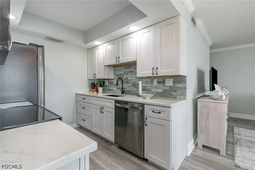 898 Buttonwood Drive Fort Myers Beach FL 33931