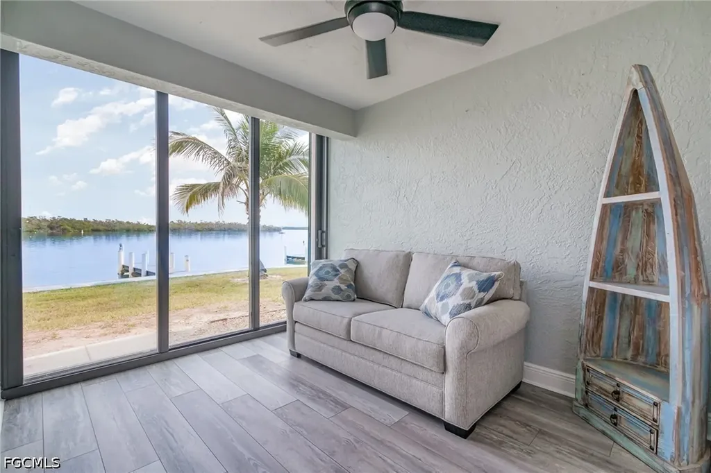 898 Buttonwood Drive Fort Myers Beach FL 33931