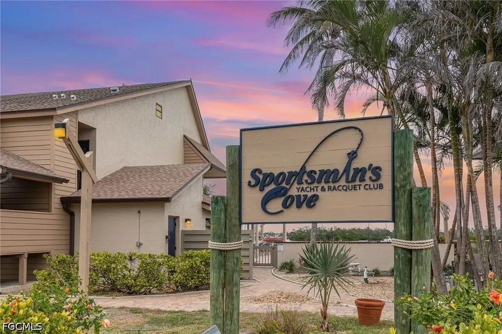 898 Buttonwood Drive Fort Myers Beach FL 33931