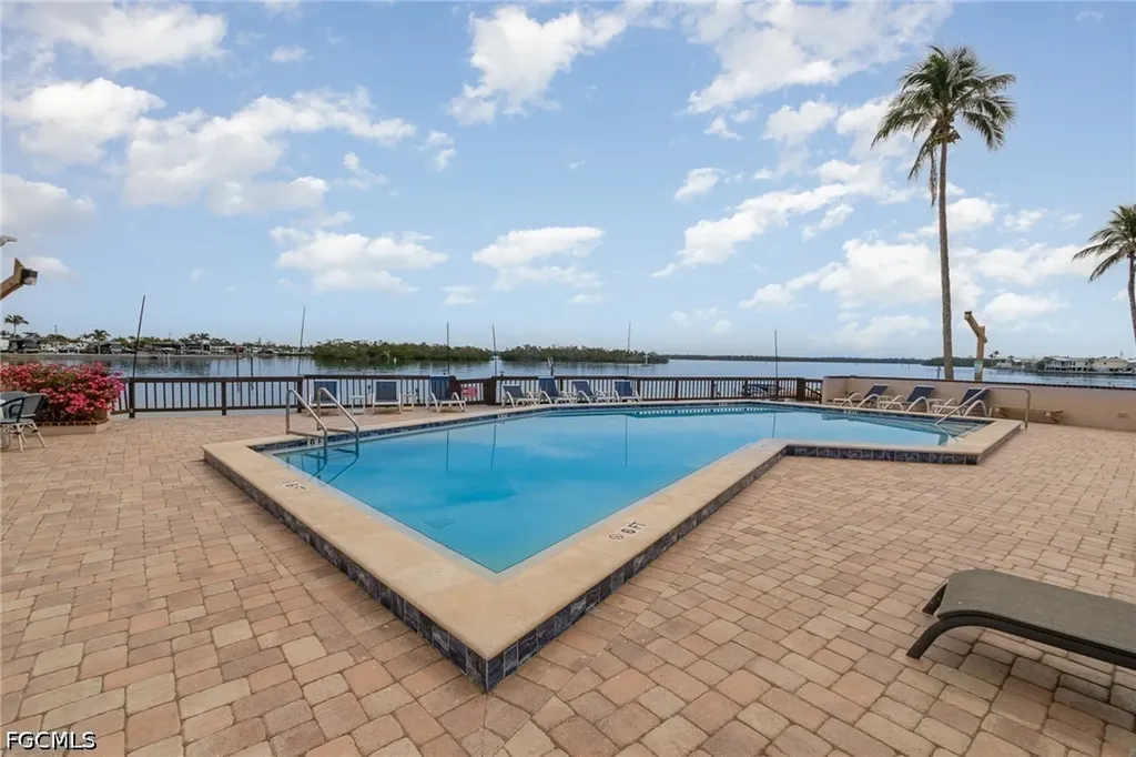 898 Buttonwood Drive Fort Myers Beach FL 33931