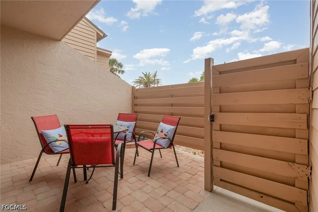 898 Buttonwood Drive Fort Myers Beach FL 33931