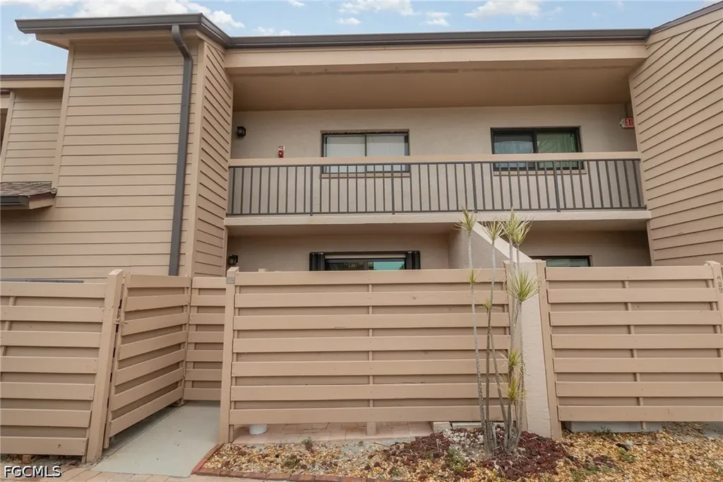 898 Buttonwood Drive Fort Myers Beach FL 33931