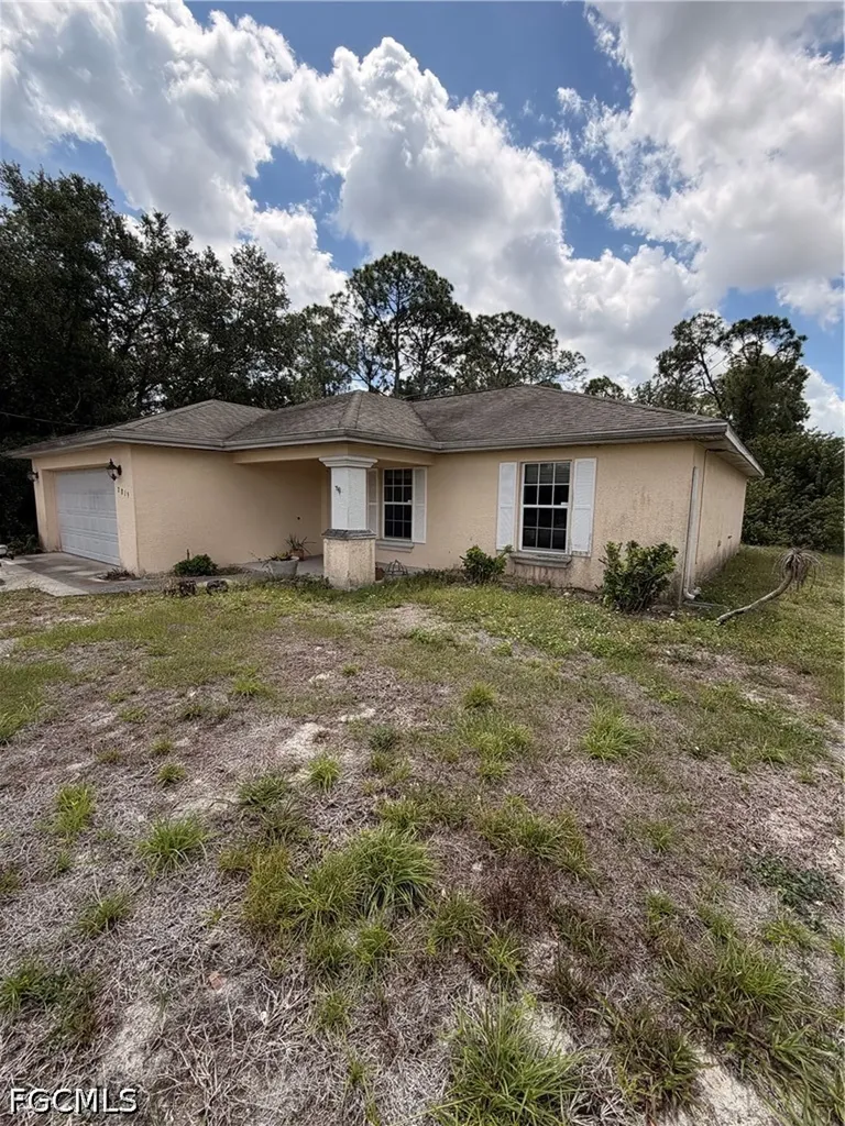 2819 51st Street SW Lehigh Acres FL 33976