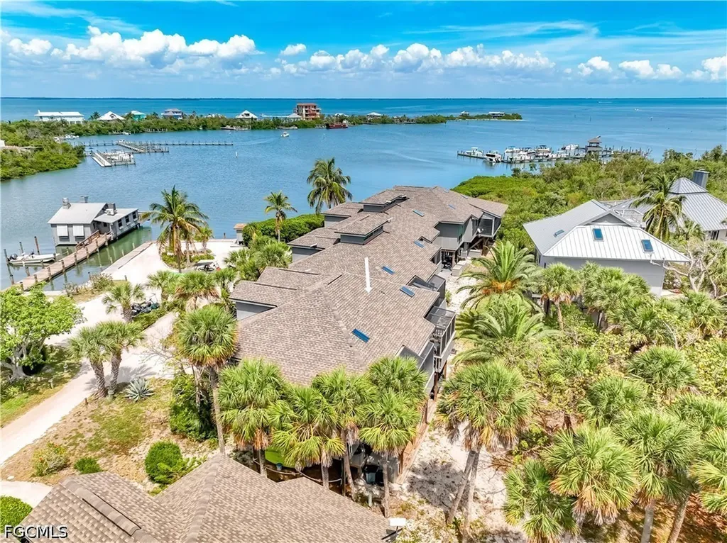 4481 Escondidio Lane Upper Captiva FL 33924
