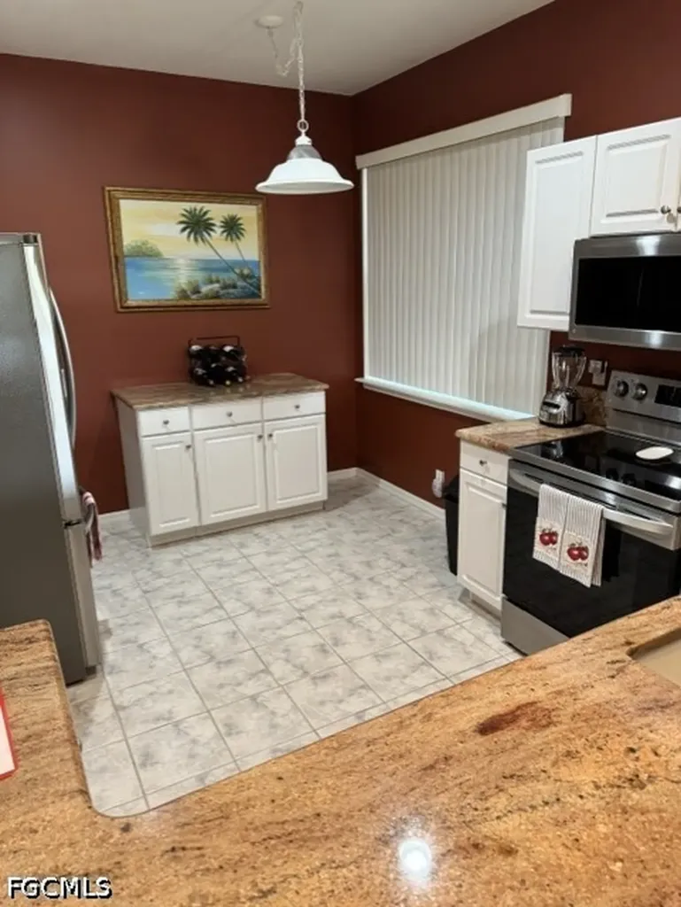 2228 Carnaby Court Lehigh Acres FL 33973