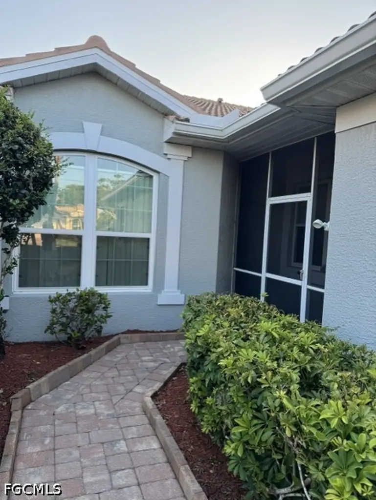 2228 Carnaby Court Lehigh Acres FL 33973