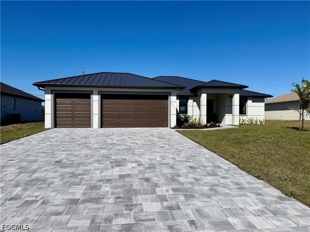 106 NE 8th Place Cape Coral FL 33993