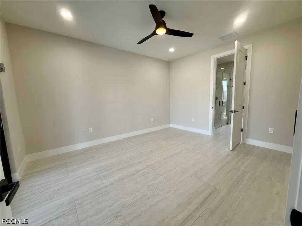 106 NE 8th Place Cape Coral FL 33993